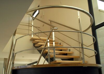 estructuras metalicas para cerrajereria